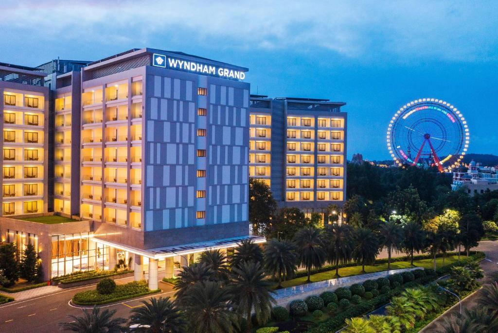 Khách sạn Wyndham Garden Grandworld Phú Quốc: Thiên đường nghỉ dưỡng giữa lòng Grand World